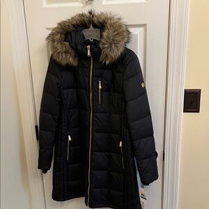 NEW Michael Kors Long Black Down Puffer Coat with Faux Fur Trim Size XL